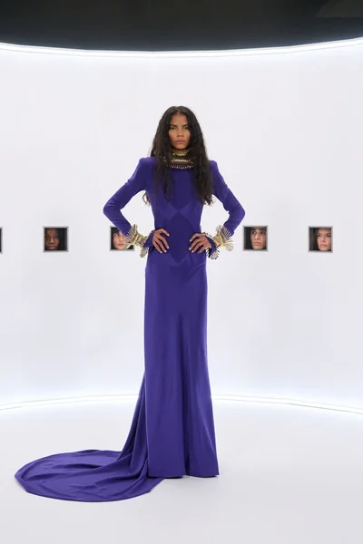 Look 14